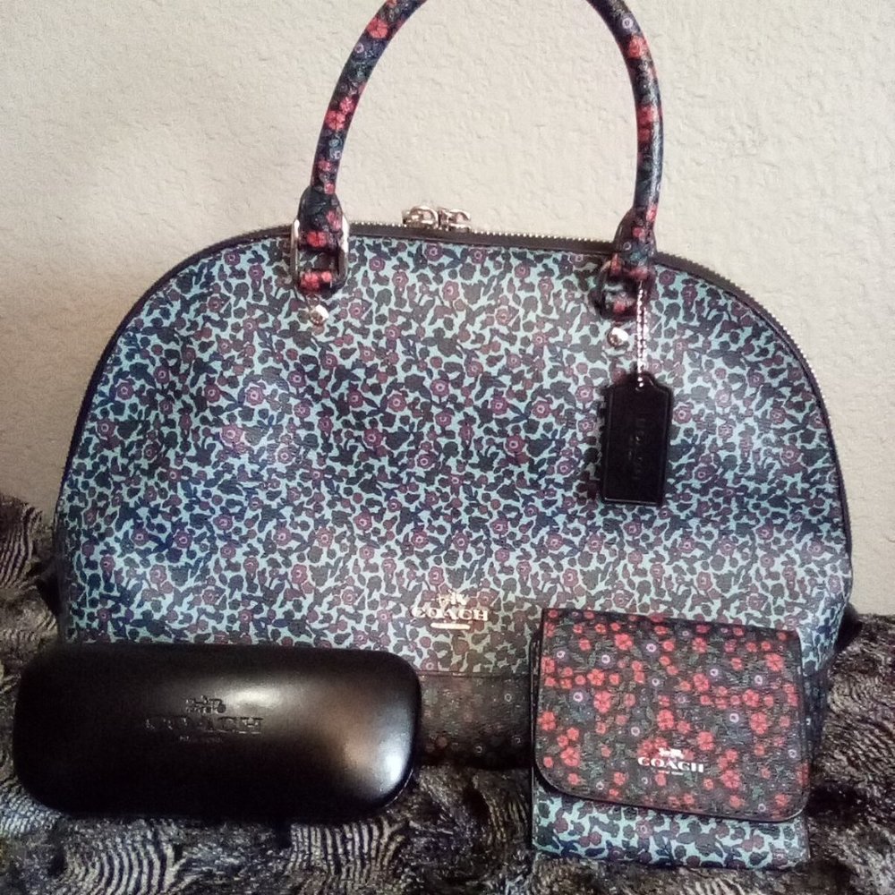 Bundle of 3: Coach ranch floral satchel & wallet NWOT, coach eyeglass case